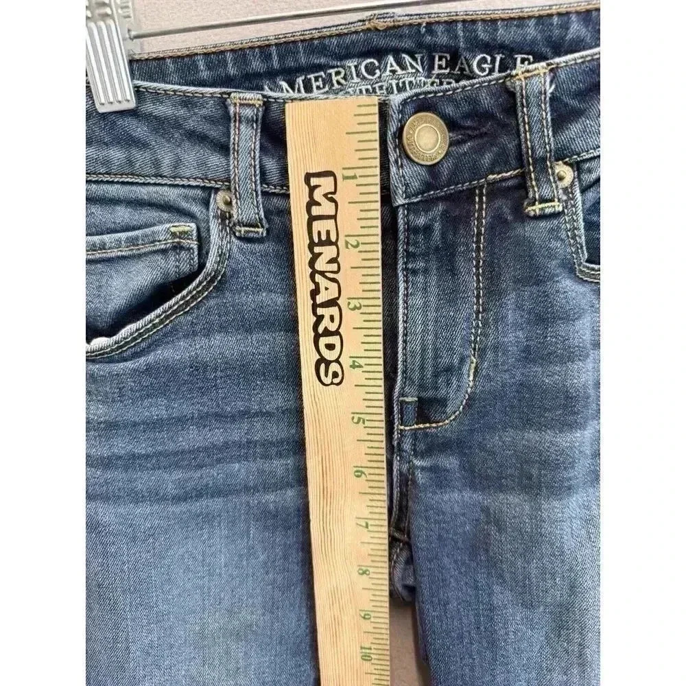American Eagle Jeans Women's Sz 4 Skinny Low Rise Embellished Pockets Blue Denim - Picture 4 of 9